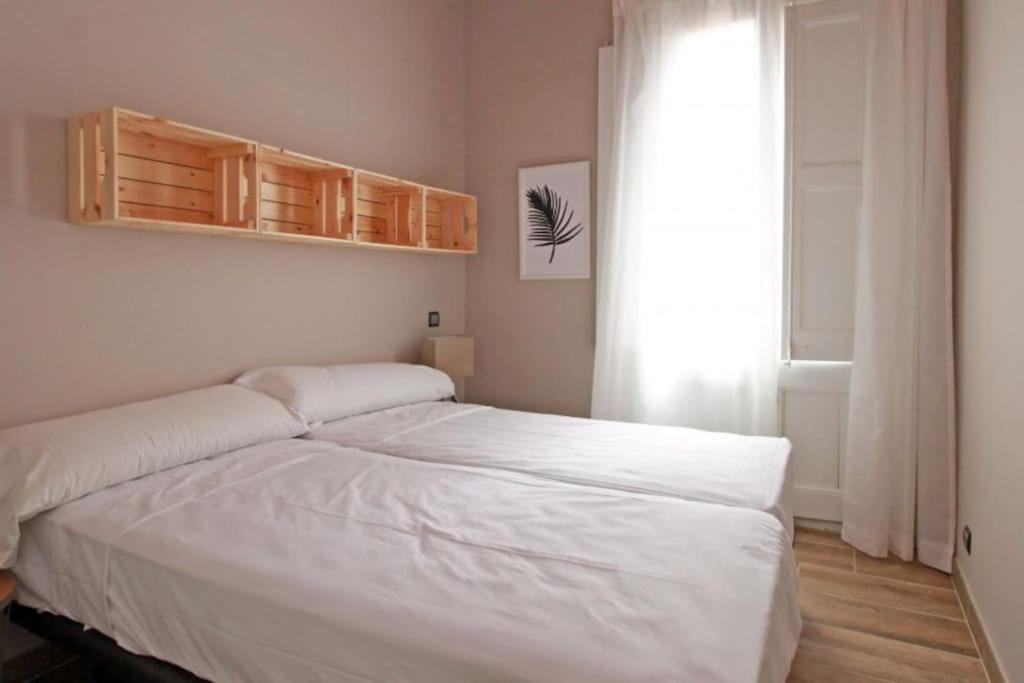 Bebarceloner Sants Apartments - 2 Bedrooms Bagian luar foto