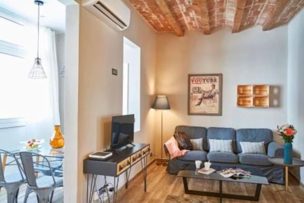 Bebarceloner Sants Apartments - 2 Bedrooms Bagian luar foto